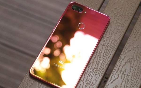 XIAOMI MI 8 LITE